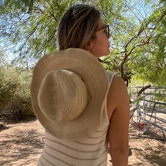 🐚 Scala Hat with FREE Shell Pin - Picture 10 of 12